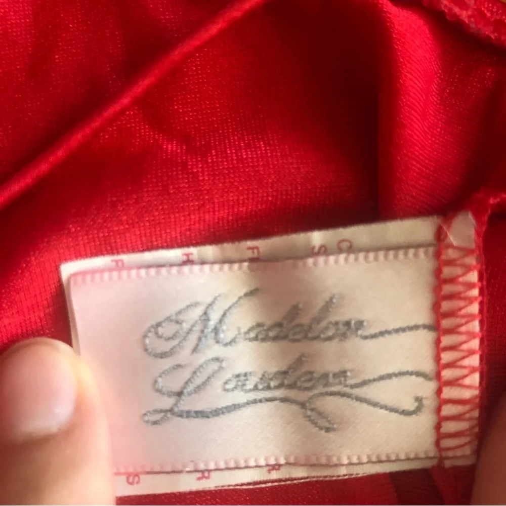 Vintage Red Lace bodysuit - Picture 10 of 10